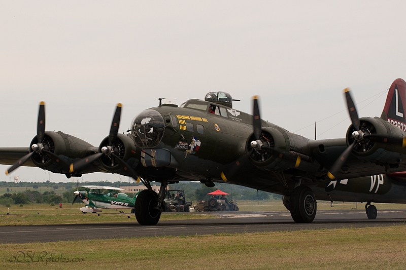 20120506-temple-airshow-010.jpg